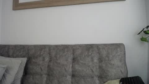Snapshot of luciiana_lol chatting on 05-01-26, 04:11 luciiana online show from 05-01-26, 04:11