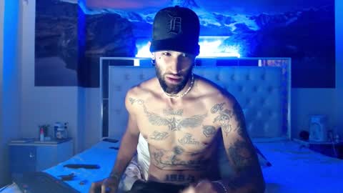 luciifer_hills online show from 12-25-24, 05:37