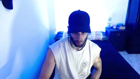 luciifer_hills online show from 11-18-25, 02:54