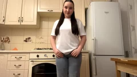 Sofia online show from 12-20-25, 10:17