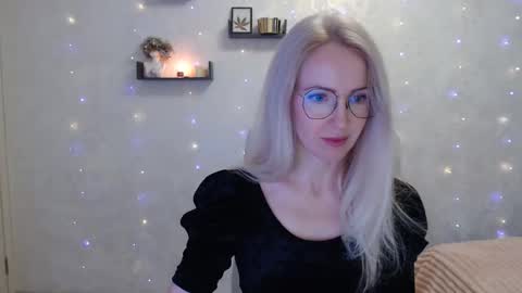 Snapshot of luckcristal chatting on 04-07-26, 04:07 Arina online show from 04-07-26, 04:07