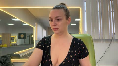 lucky_foryou_baby online show from 03-29-26, 07:30