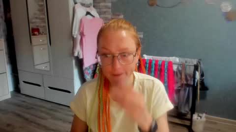 lucky_licky20 online show from 10-02-25, 02:18