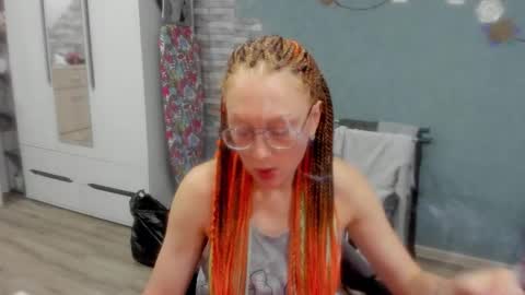 lucky_licky20 online show from 11-09-25, 02:21