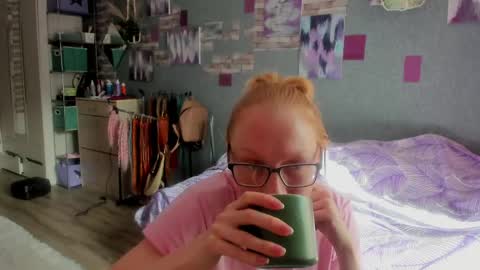 Snapshot of lucky_licky20 chatting on 05-15-26, 02:18 lucky_licky20 online show from 05-15-26, 02:18