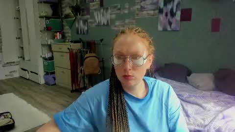 Snapshot of lucky_licky20 chatting on 06-21-26, 03:20 lucky_licky20 online show from 06-21-26, 03:20
