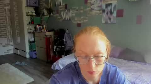 Snapshot of lucky_licky20 chatting on 06-25-26, 05:12 lucky_licky20 online show from 06-25-26, 05:12