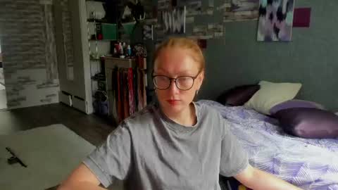 Snapshot of lucky_licky20 chatting on 07-26-26, 02:42 lucky_licky20 online show from 07-26-26, 02:42