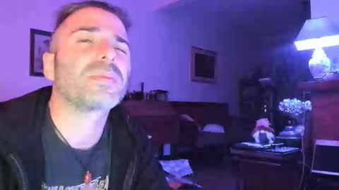 Snapshot of luckydrakex chatting on 12-18-24, 02:32 Lucky online show from 12-18-24, 02:32