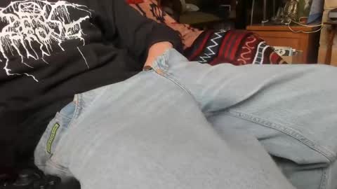 Snapshot of luckydrakex chatting on 01-11-25, 01:11 Lucky online show from 01-11-25, 01:11