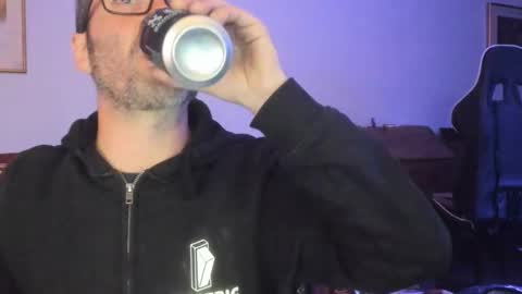 Snapshot of luckydrakex chatting on 09-10-25, 06:19 Lucky online show from 09-10-25, 06:19