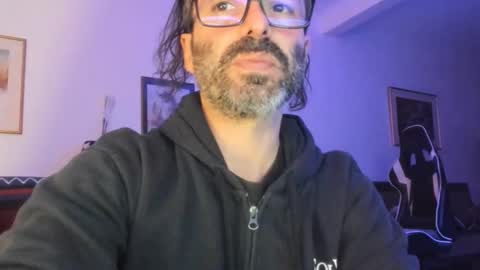 Snapshot of luckydrakex chatting on 10-03-25, 06:38 Lucky online show from 10-03-25, 06:38