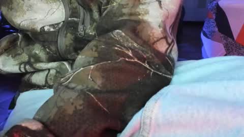 Lucky online show from 12-14-25, 04:56