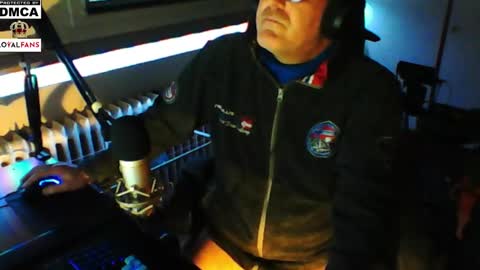 Snapshot of luckyfreak1 chatting on 02-01-25, 07:15 call me Stefan online show from 02-01-25, 07:15