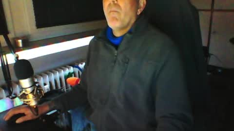        call me  Stefan online show from 04-05-26, 06:16