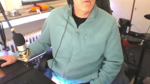 Snapshot of luckyfreak1 chatting on 05-01-26, 10:42 call me Stefan online show from 05-01-26, 10:42