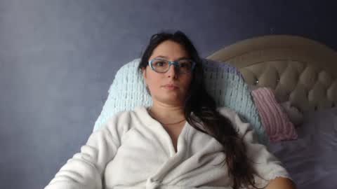 luckylinda23 online show from 12-04-25, 10:13