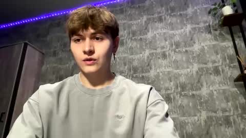 Ricky online show from 11-21-25, 10:19