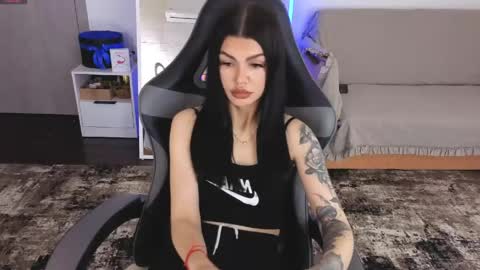 Monika online show from 05-09-26, 06:40