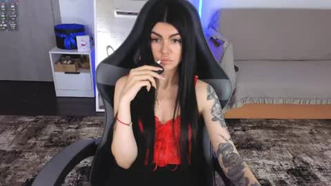 Monika online show from 05-15-26, 07:15
