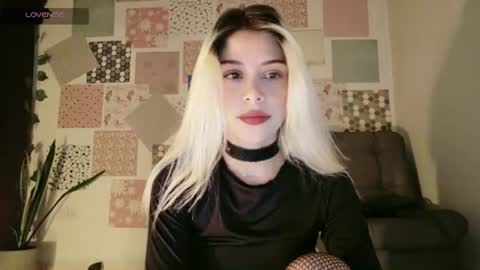 luckysapphire777 online show from 07-03-26, 12:22