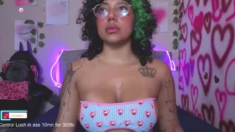 Luanis online show from 02-01-26, 03:16