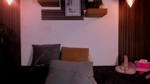 Lucy online show from 04-30-26, 03:02