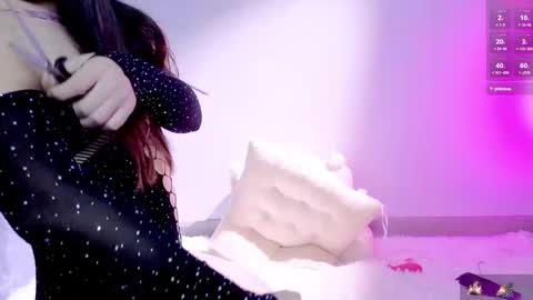 lucy741540 online show from 12-04-25, 01:48