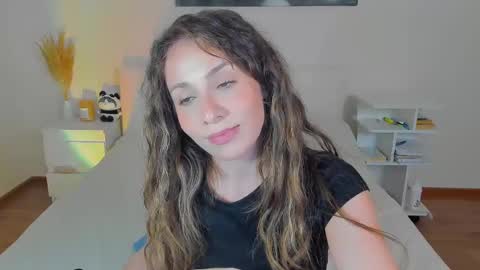 Snapshot of lucy__ray chatting on 12-05-24, 08:44 lucy__ray online show from 12-05-24, 08:44