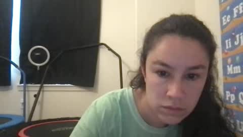 Snapshot of lucy_allison chatting on 05-09-26, 01:27 Lucy online show from 05-09-26, 01:27