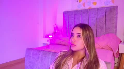 lucy online show from 03-23-26, 03:43