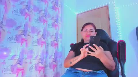 lucy online show from 05-17-26, 12:52