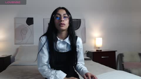 Luciana online show from 01-31-25, 01:43
