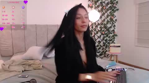 Snapshot of lucy_joi chatting on 07-18-26, 06:06 Luciana online show from 07-18-26, 06:06