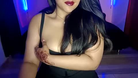 Snapshot of lucy_kanne chatting on 02-03-25, 03:09 Lucy online show from 02-03-25, 03:09