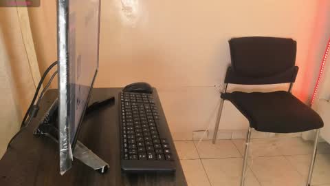 Lucy online show from 11-09-25, 10:57