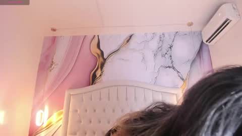 Lucy online show from 04-21-26, 12:00