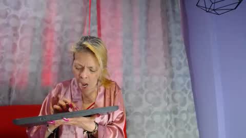  SleepyAbuela online show from 01-08-26, 05:15