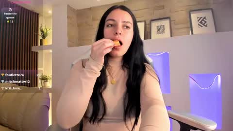 Snapshot of lucy_smith7 chatting on 01-04-25, 05:16 Sofia  online show from 01-04-25, 05:16