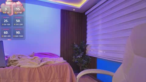 Snapshot of lucy_smith7 chatting on 10-01-25, 07:53 Sofia  online show from 10-01-25, 07:53