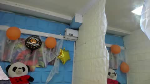 Lucy unlimit come back here  online show from 11-01-25, 02:46