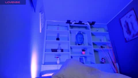 Lucy  online show from 01-12-25, 09:40