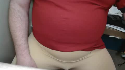 Snapshot of lucycd1968 chatting on 10-27-25, 06:17 lucycd1968 online show from 10-27-25, 06:17