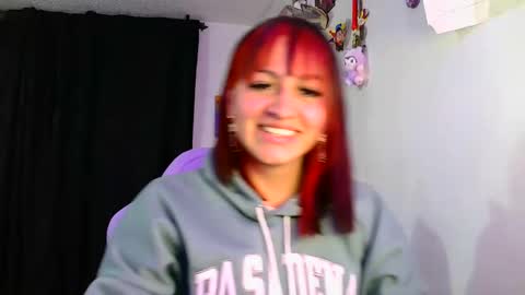 Snapshot of lucycherry__ chatting on 01-25-25, 01:10 LUCIA online show from 01-25-25, 01:10