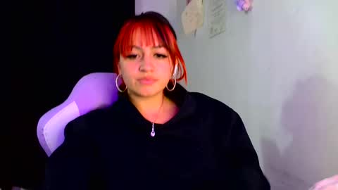 Snapshot of lucycherry__ chatting on 01-31-25, 08:43 LUCIA online show from 01-31-25, 08:43