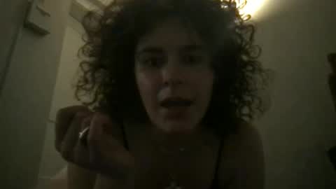 lucydreamsx2 online show from 04-10-26, 02:17