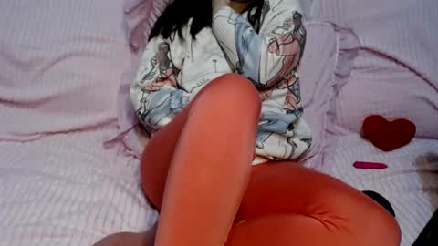 Snapshot of lucygolds chatting on 01-28-25, 09:19 LucyGoldS online show from 01-28-25, 09:19