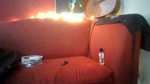 Snapshot of lucyloveslookers78240 chatting on 01-16-25, 04:17 Lucy Loves Lookers online show from 01-16-25, 04:17