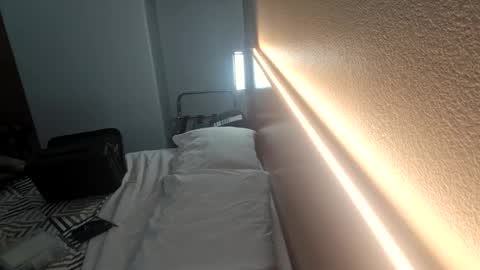 Snapshot of lucyloveslookers78240 chatting on 10-06-25, 12:41 Lucy Loves Lookers online show from 10-06-25, 12:41