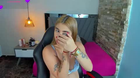 L U C Y  online show from 11-25-25, 12:27